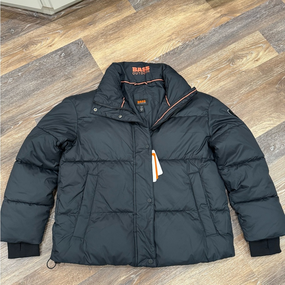 NWT, Bass Outdoor Women’s Puffer Jacket, size L